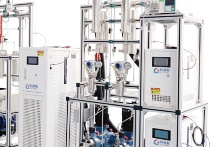 加拿大28制冷加热温控系统设备的个性化定制流程