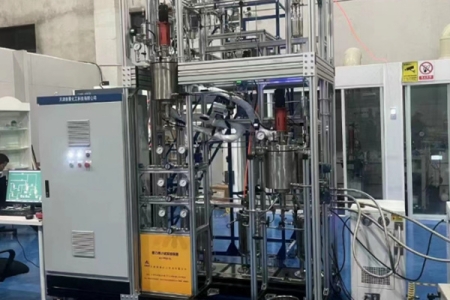 反应釜制冷加热系统运行时需控制好哪些技术参数？