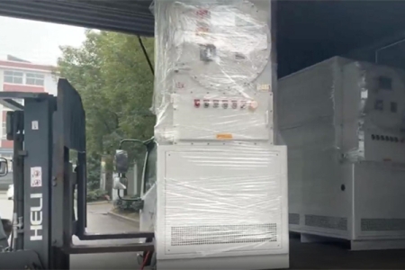 加热控温装置使用前，请阅读并理解操作手册